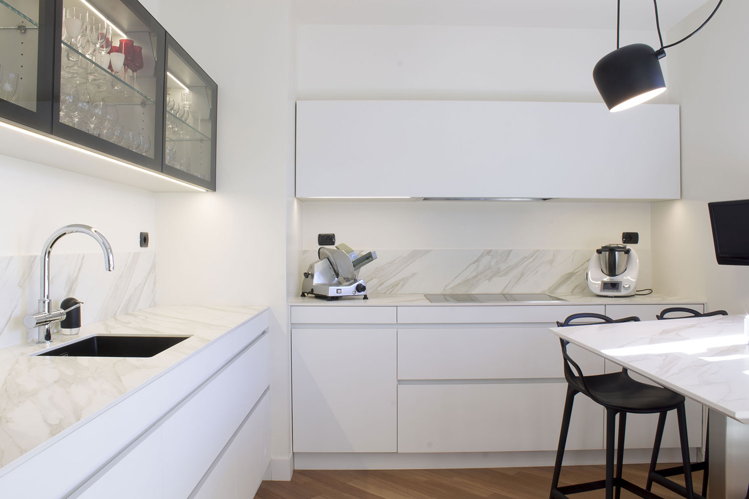 Unica-Cucine042 interior design,cucine,ticino,casa,cucina,su misura,custom,progetto,tinte,finiture,ripiani cucina,top cucina,cucina su misura