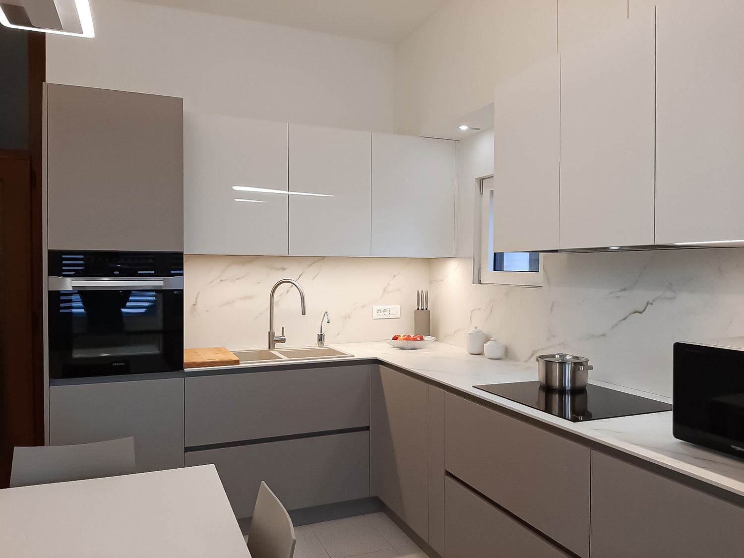 Unica-Cucine117 interior design,cucine,ticino,casa,cucina,su misura,custom,progetto,tinte,finiture,ripiani cucina,top cucina,cucina su misura